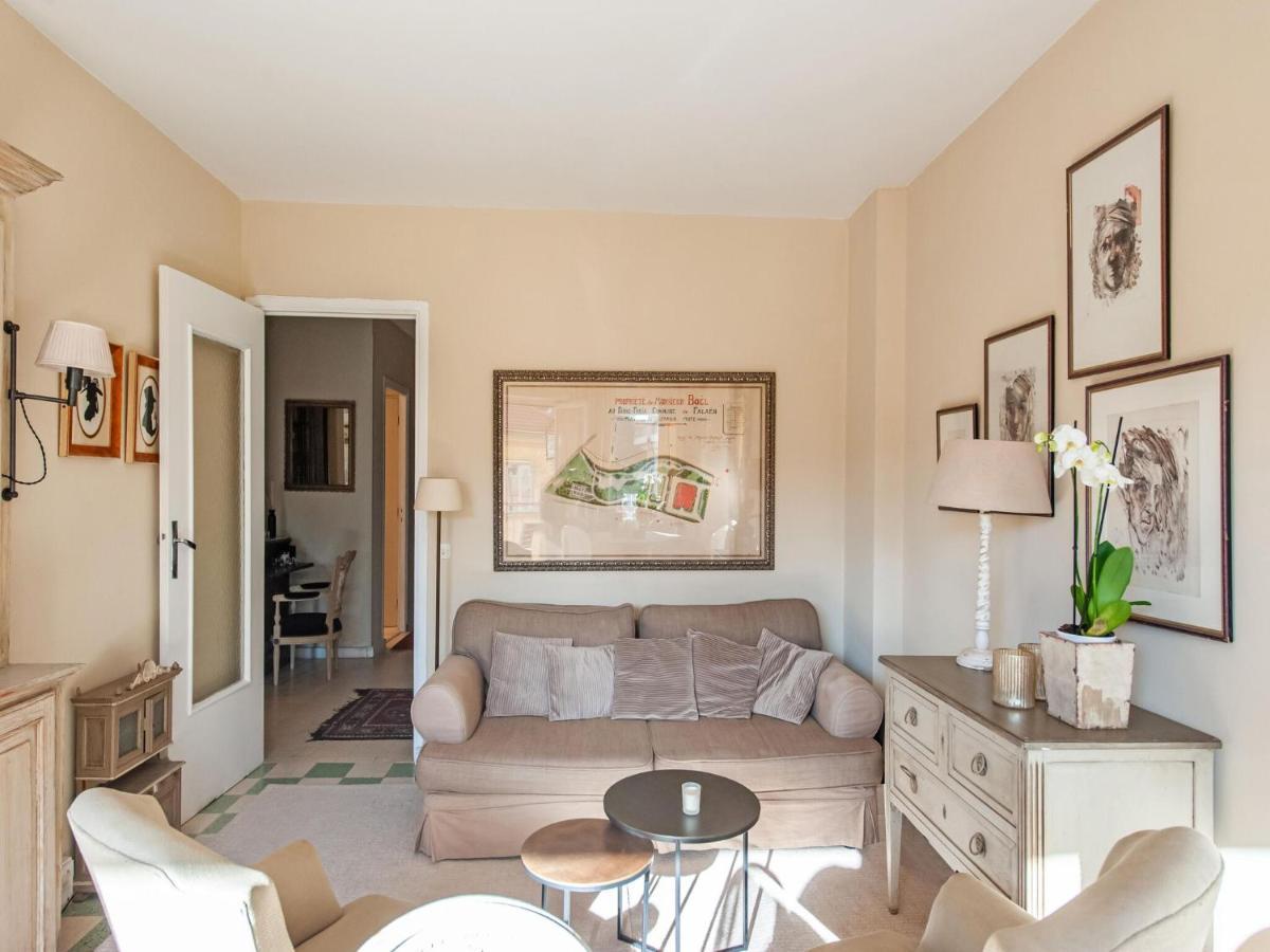 Nice Apartment In Menton With Balcony Terrace Exterior foto